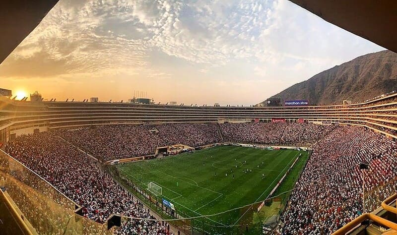 estadio universitario lima