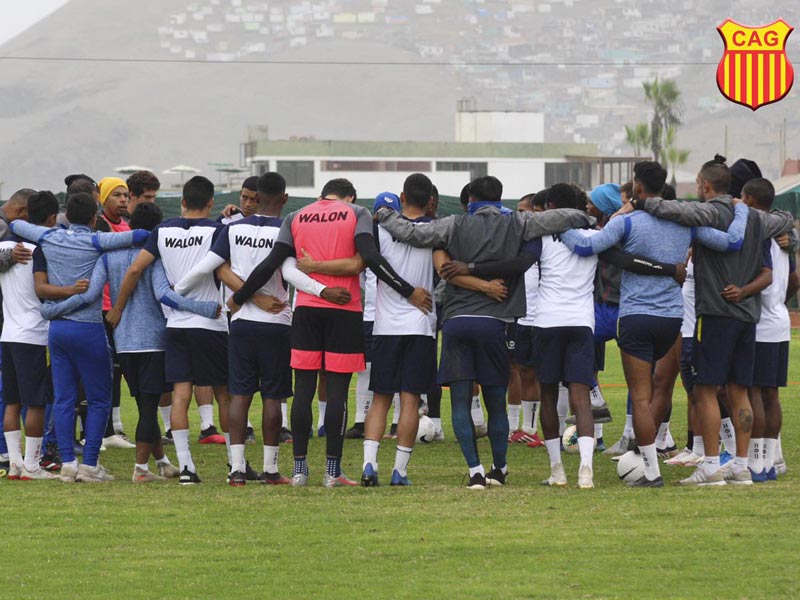 grau equipo entrenamiento