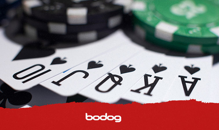 6 Estratégias essenciais para dominar o Poker Omaha Hi-Lo