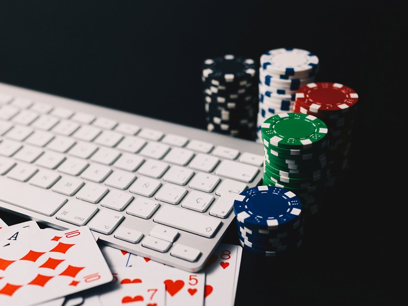 pokeronline fichas cartas