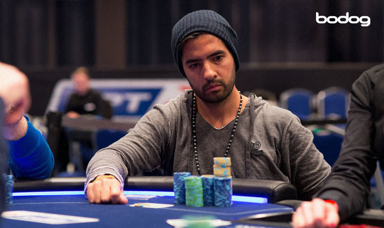 Thiago de ser un estudiante a jugador de poker