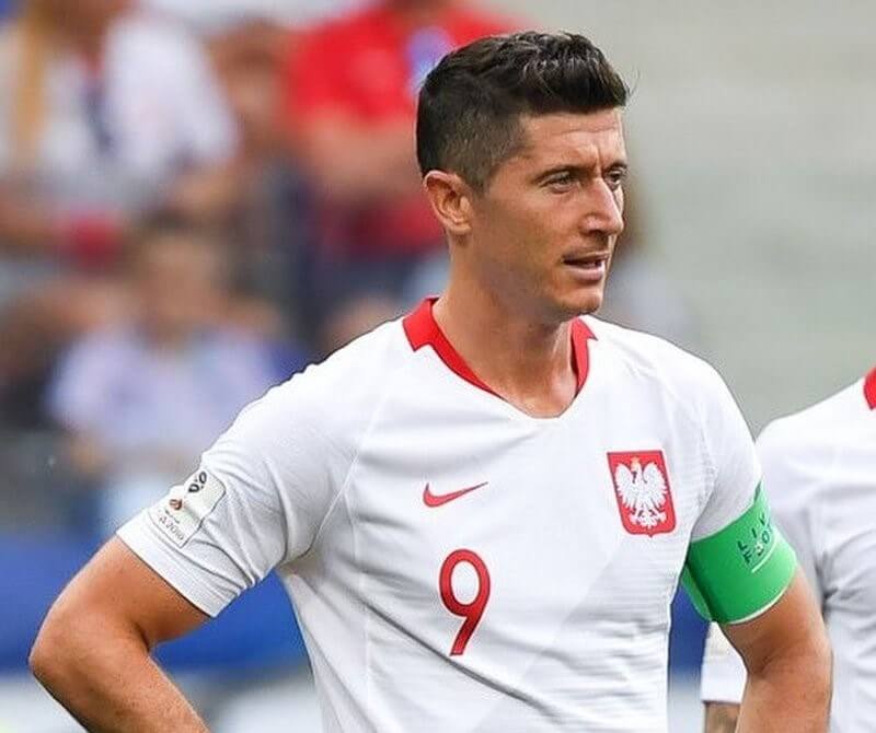 robert lewandowski polonia delantero