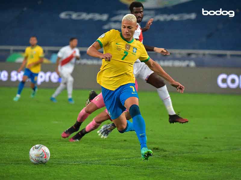 richarlison jugador brasil