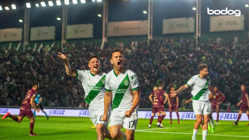 historial lanus banfield