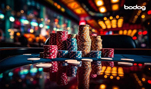 fichas poker casino Fichas de casino sobre mesa