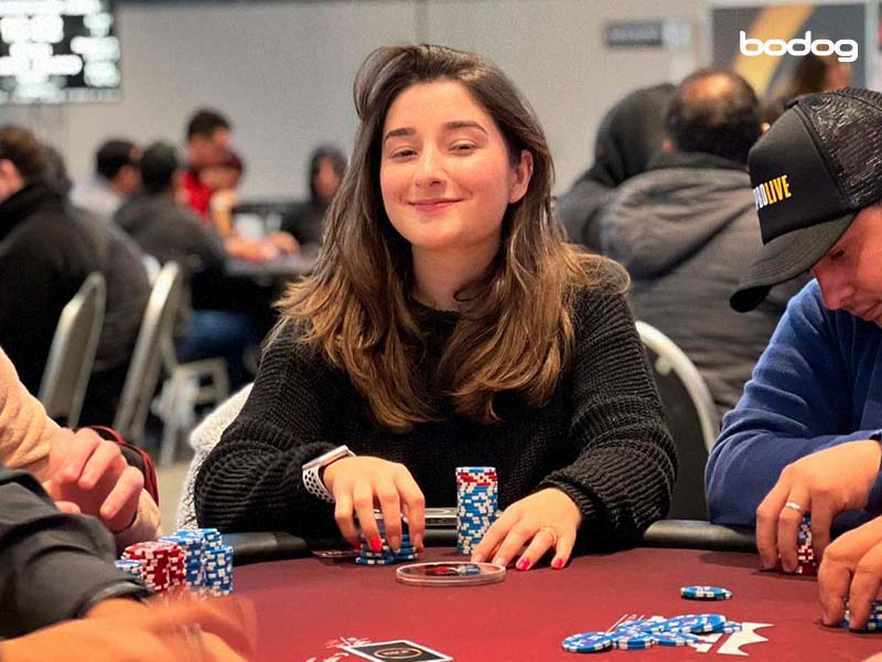 inicio thalya poker