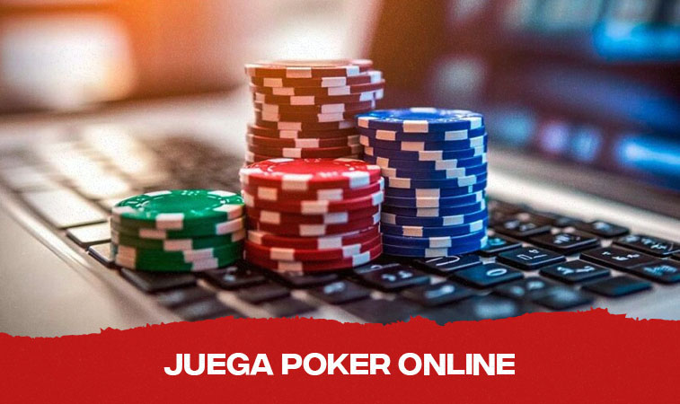 Fichas de poker sobre computadora