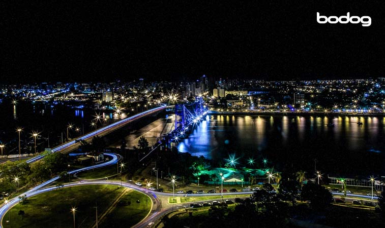 Ciudad de santa fe de noche