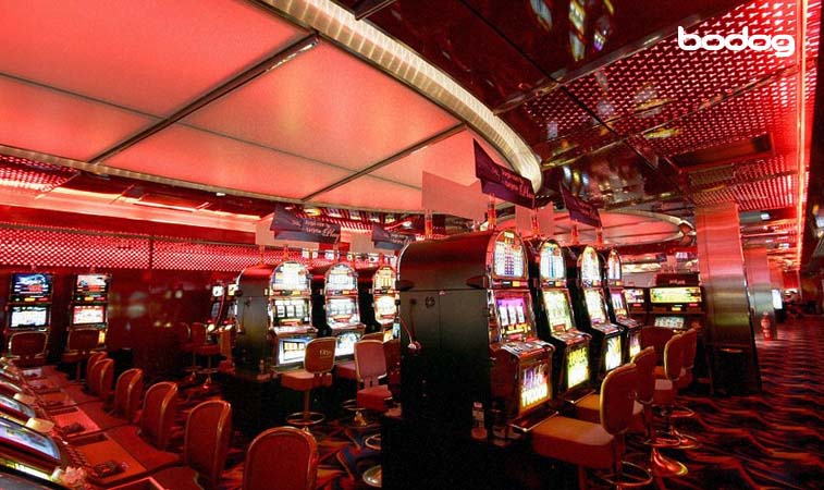 Tragamonedas del casino flotante de Buenos Aires